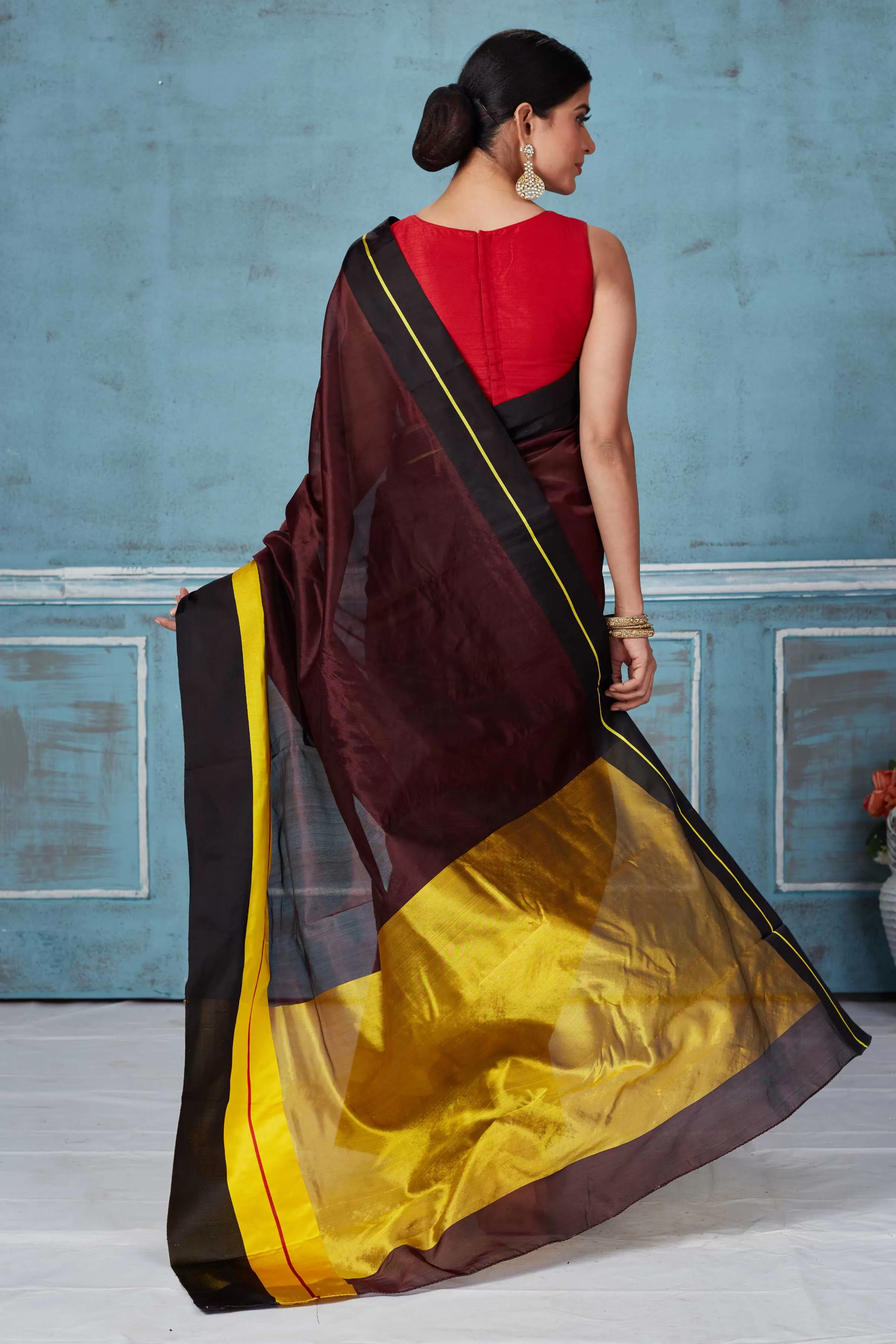 92A154 Maroon Pattu Silk Saree With Golden Mashru Border