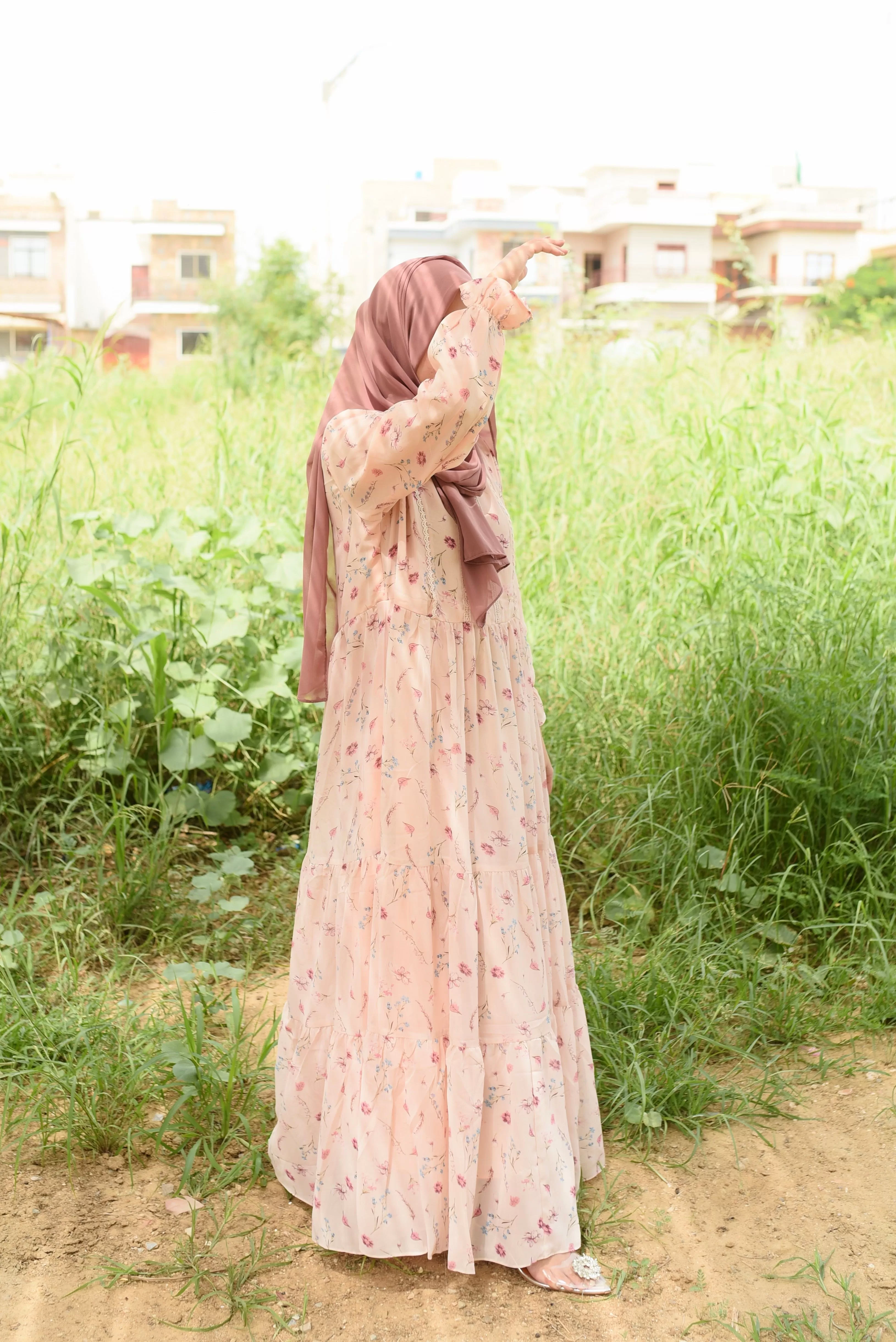 Bellerose Modest Dress - Peach