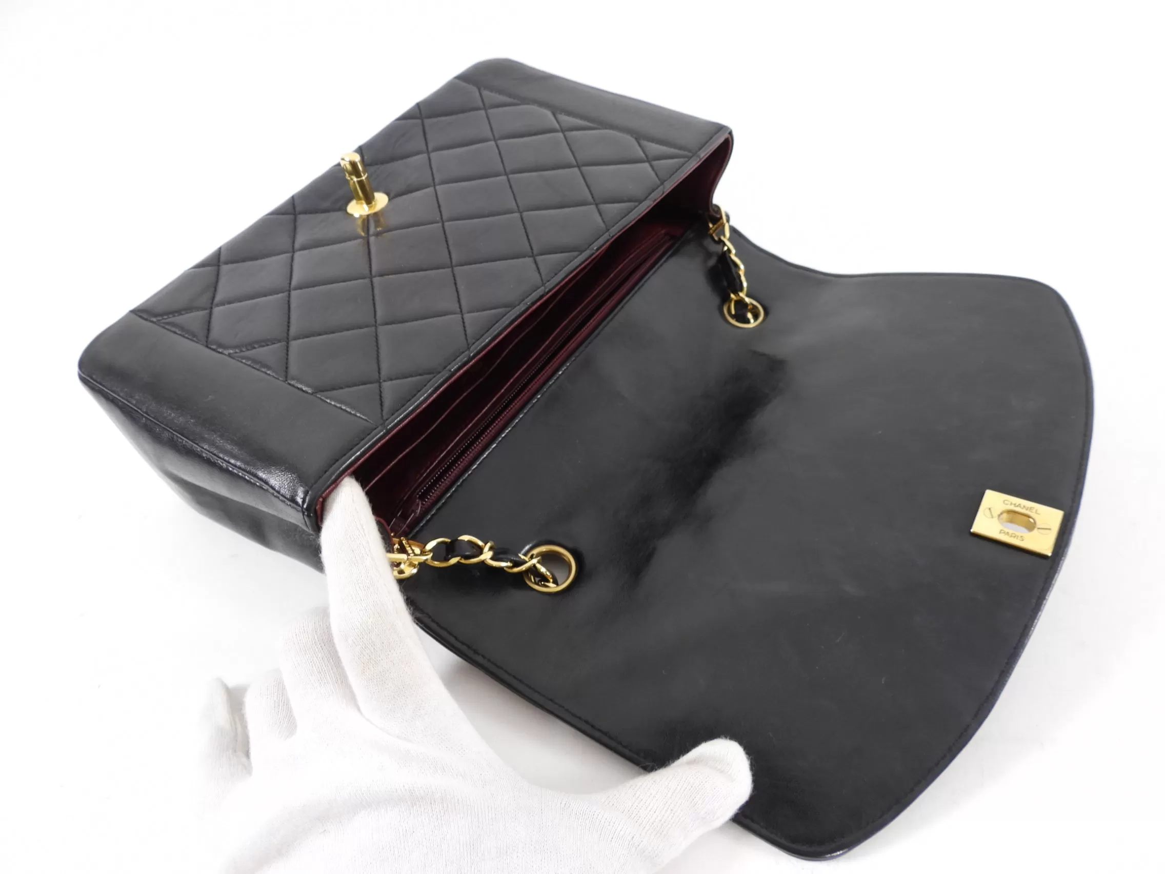 Chanel Vintage 2000-2002 Black Lambskin Quilt Diana Medium Flap Bag