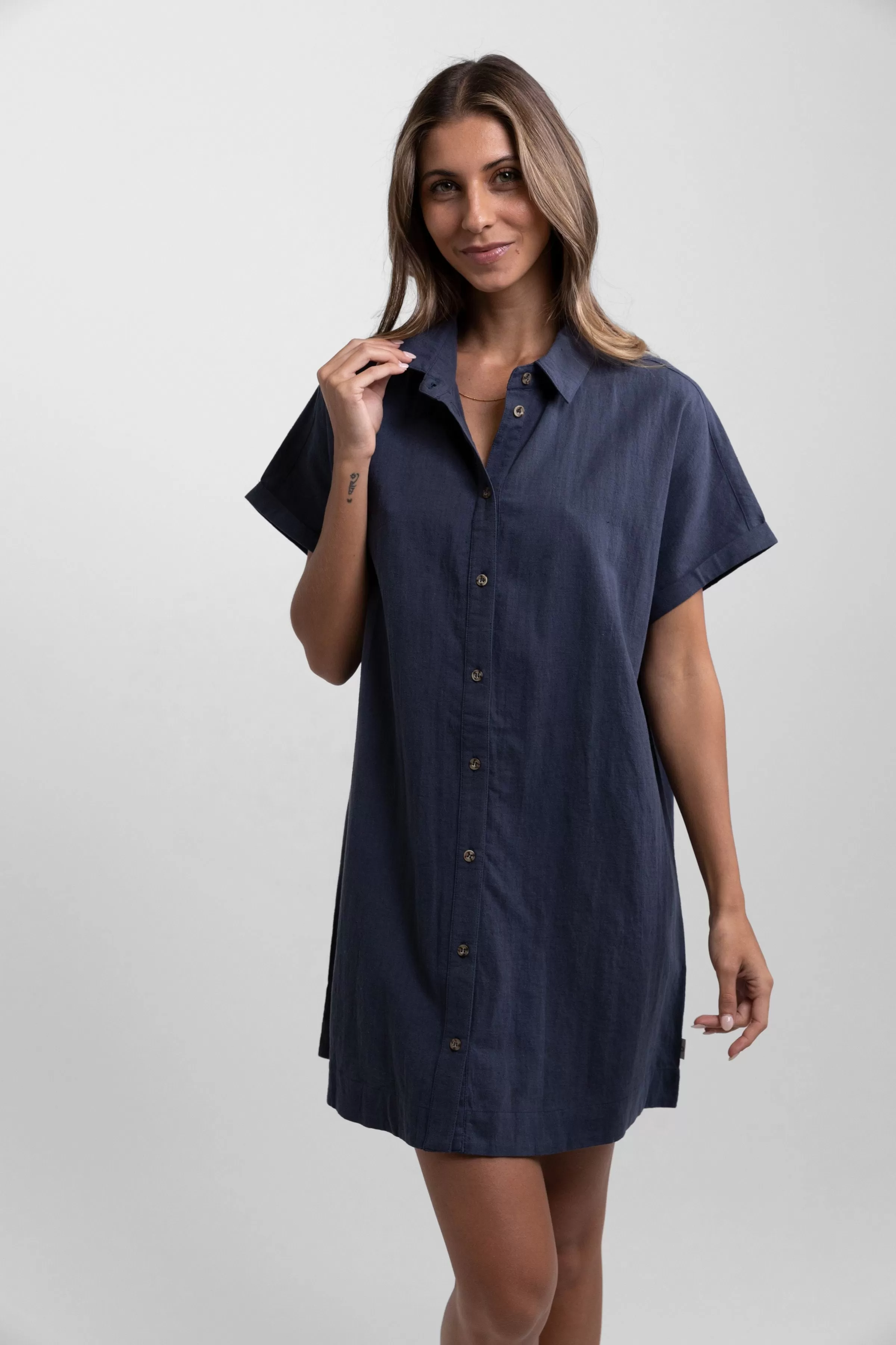 Classic Linen Shirt Dress / Worn Navy