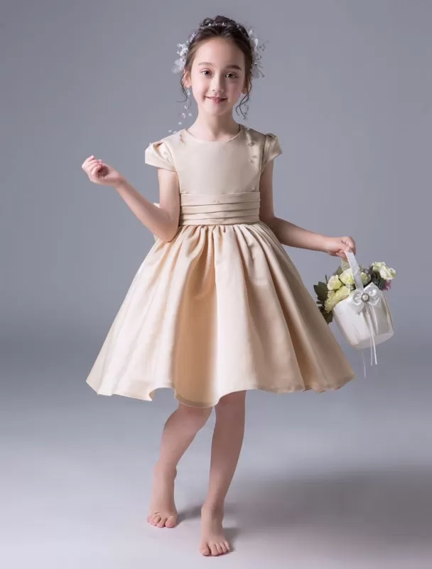 Cute Flower Girl Dresses Short Sleeve Satin Princess Dress Pleated Kids Party Dresses