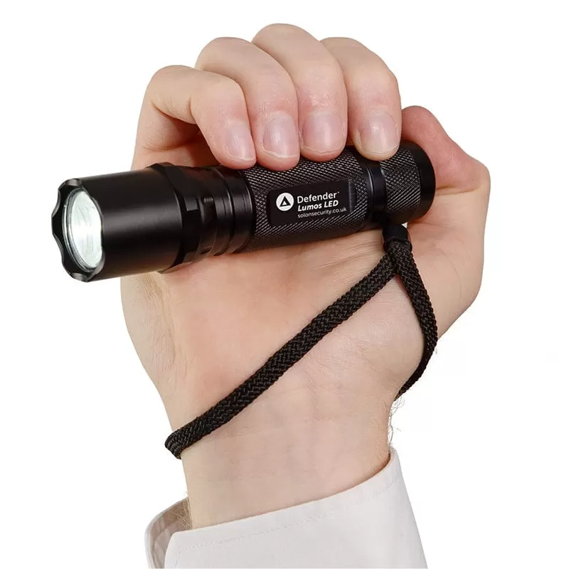 DEFENDER – LUMOS POLICE ISSUE LED TORCH