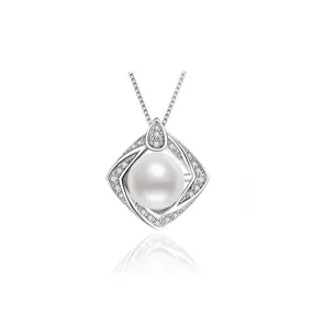 Elegant Freshwater Pearl Necklace WN00063