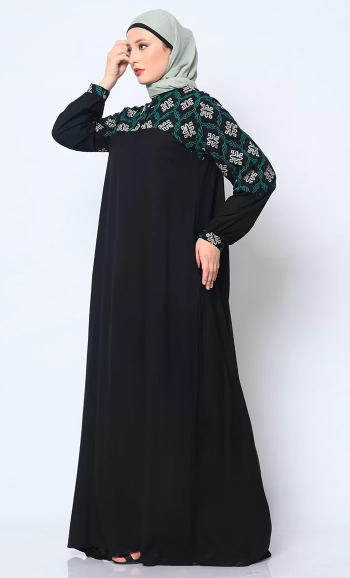 Elegant Simplicity: Embroidered Black Abaya with Box Pleats and Dual Pockets