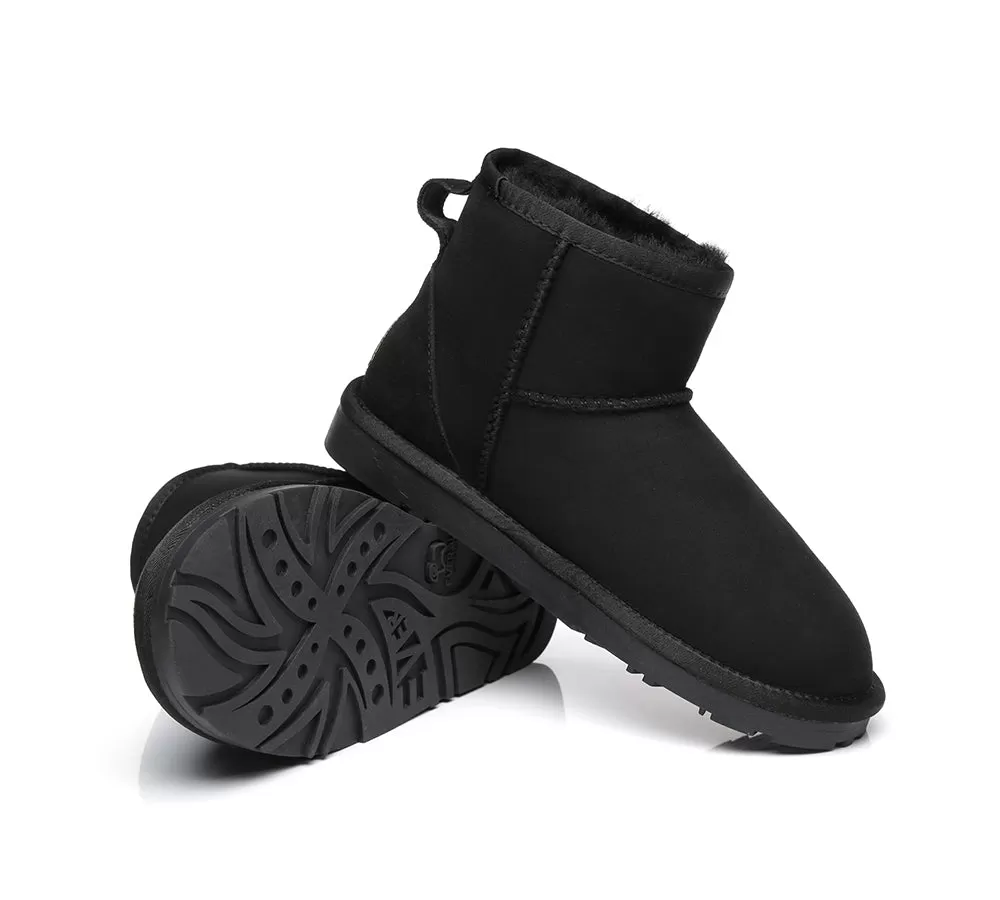 EVERAU Mini Classic Sheepskin Boots