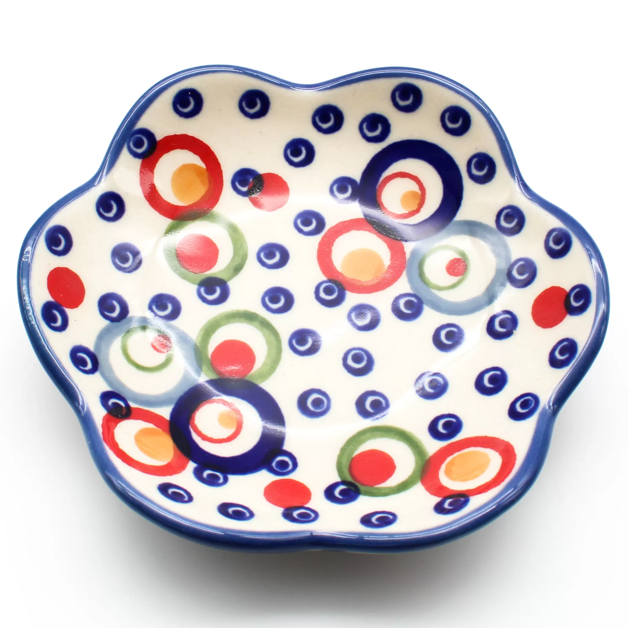 Flower Plate in Modern Circles