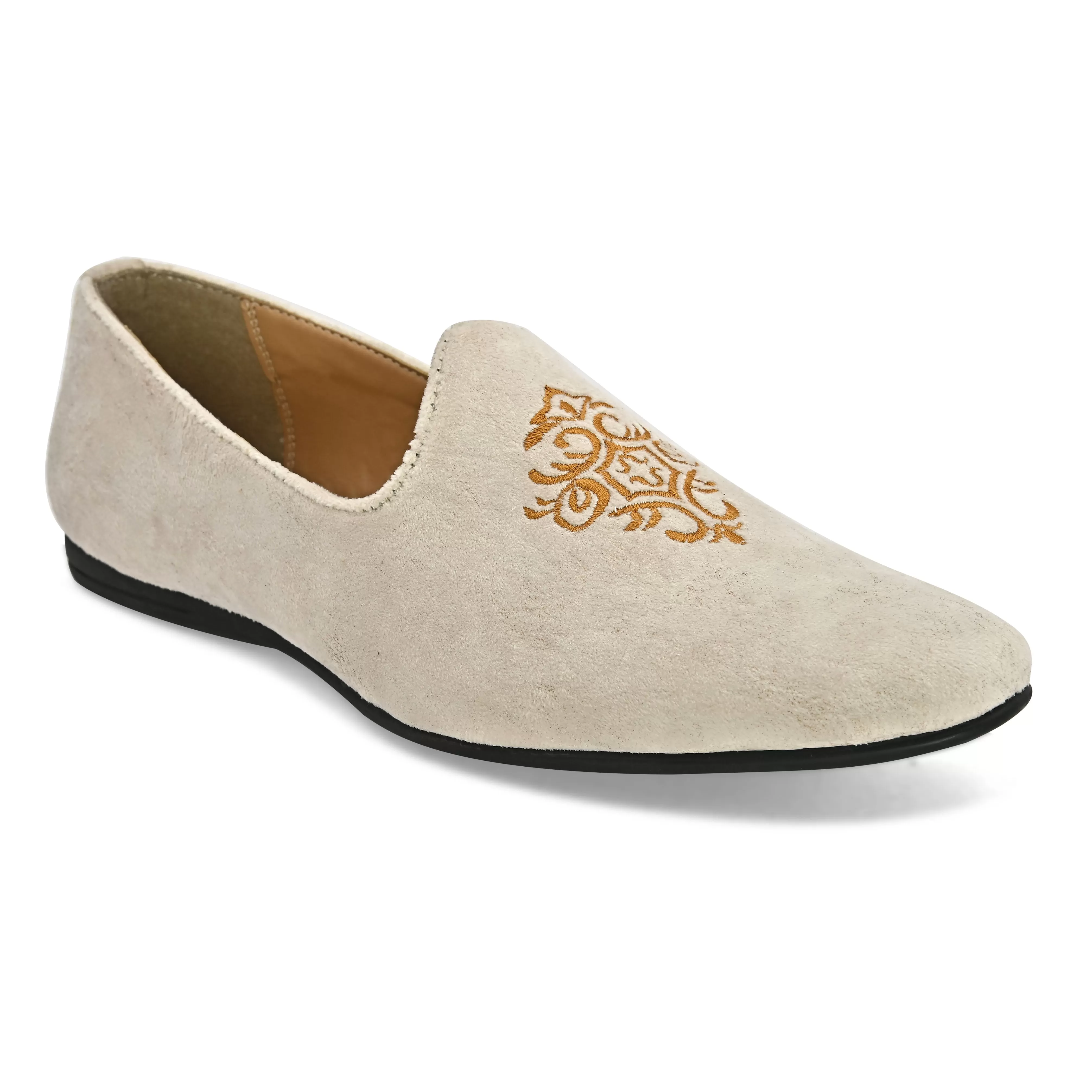 Grace Embroidered Beige Juttis