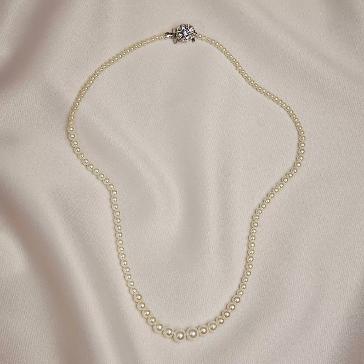 Grace Kelly Pearl Jewellery Set: Vintage Pearl Necklace & Matching Pearl Studs- £12 Gift Box Is Free