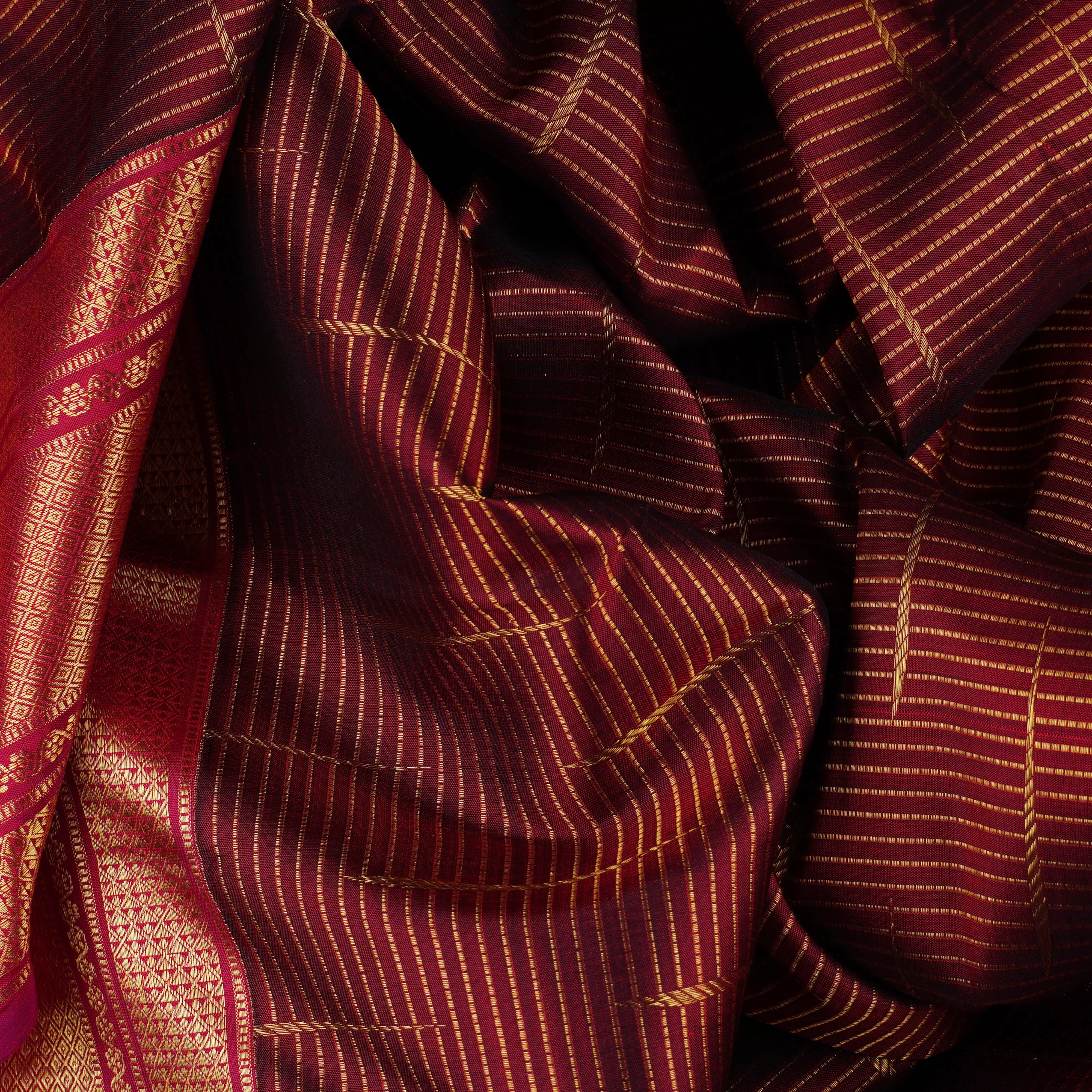 Handwoven Maroon Kanjivaram Silk Saree - 1825T008643DSC