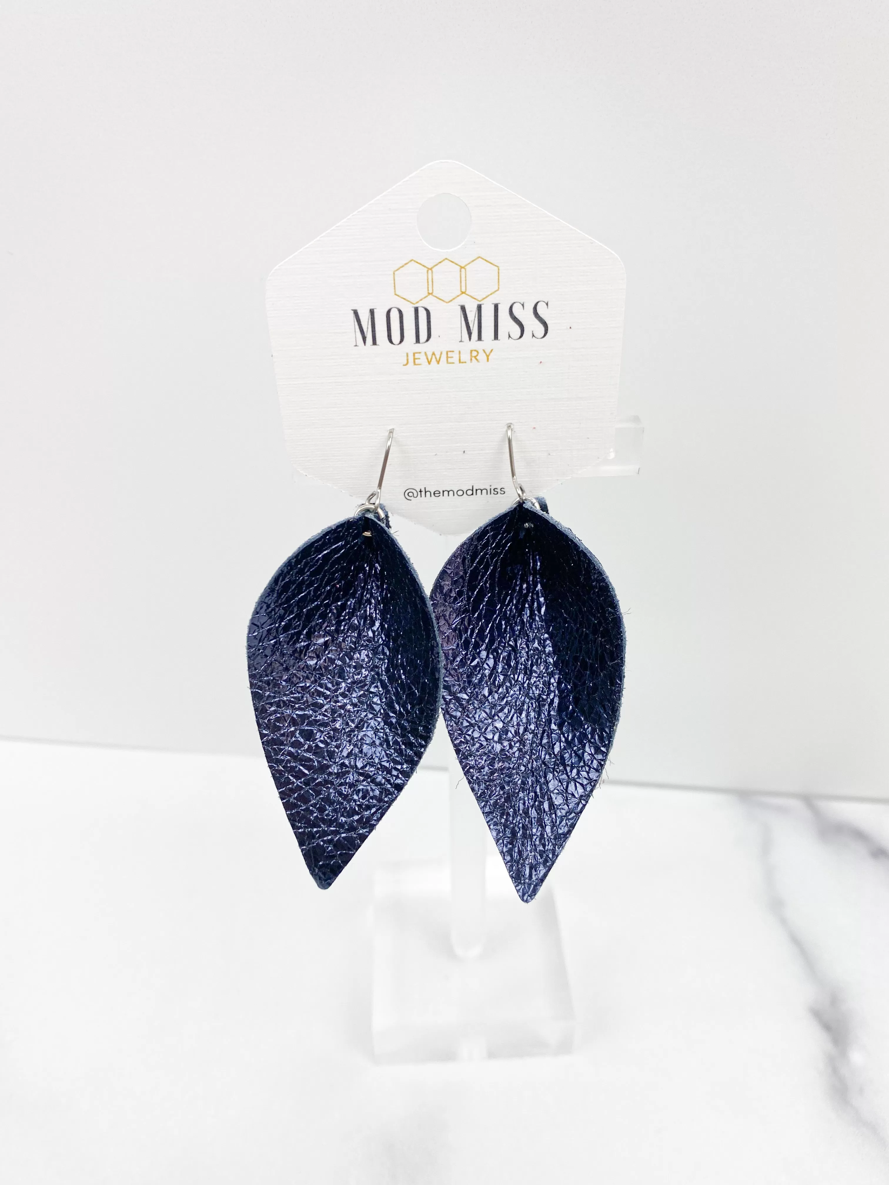 Leather Petal Earring Metallic Navy