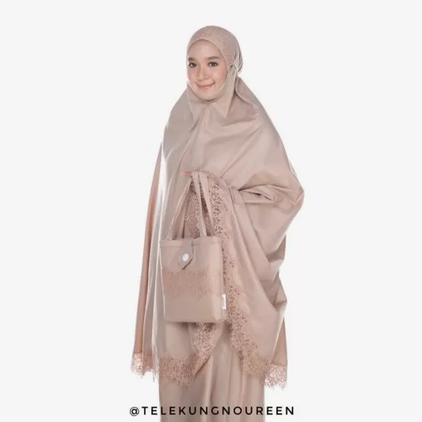 Noureen Selma Premium Prayer Wear (DC)