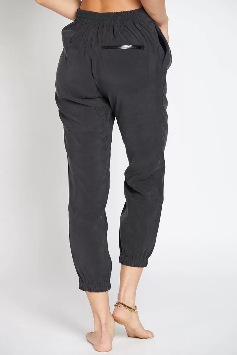 Onzie Woven Jogger Pants Black