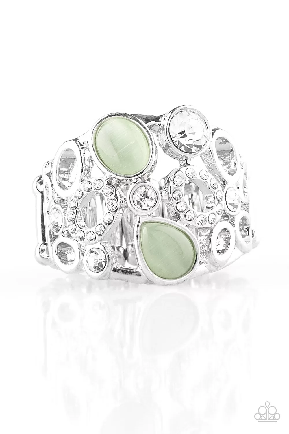 Paparazzi Summer Yacht Green Ring