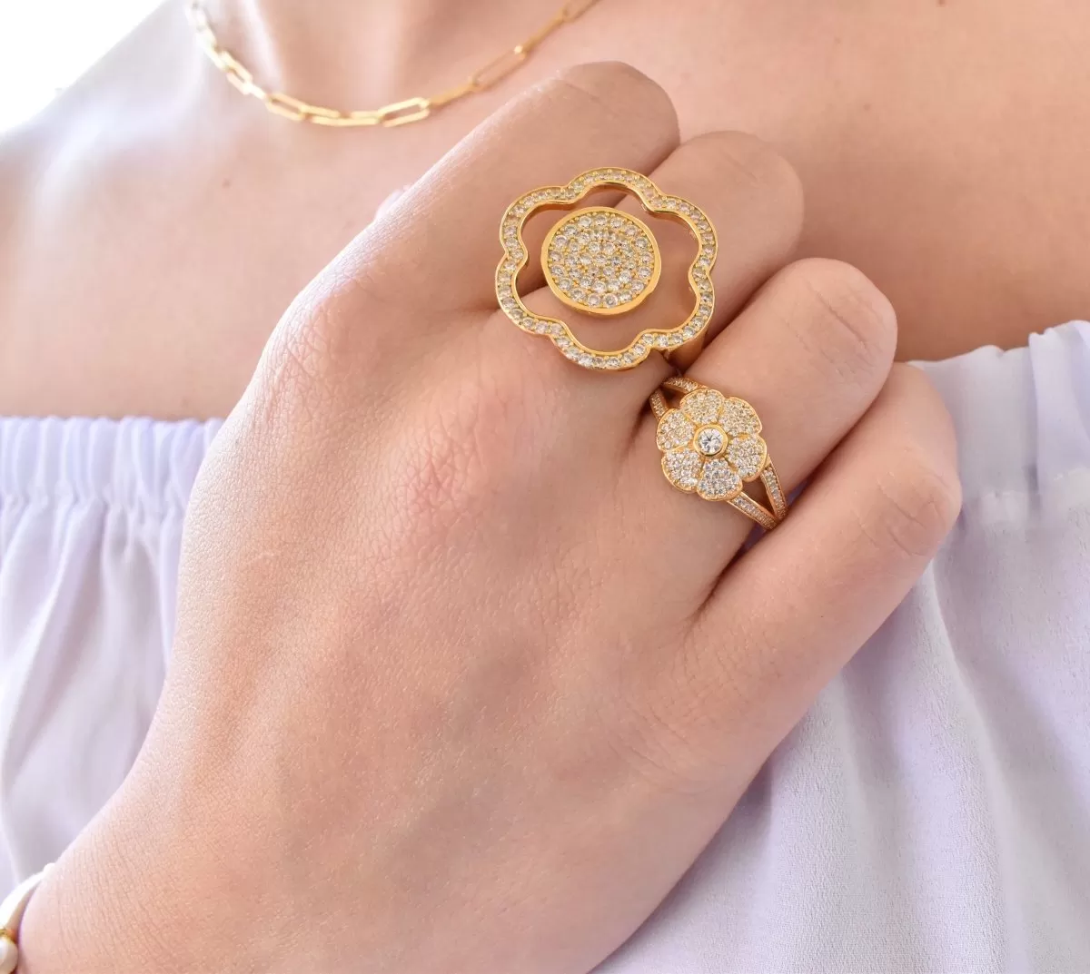 Paris Free Floating Daisy Ring