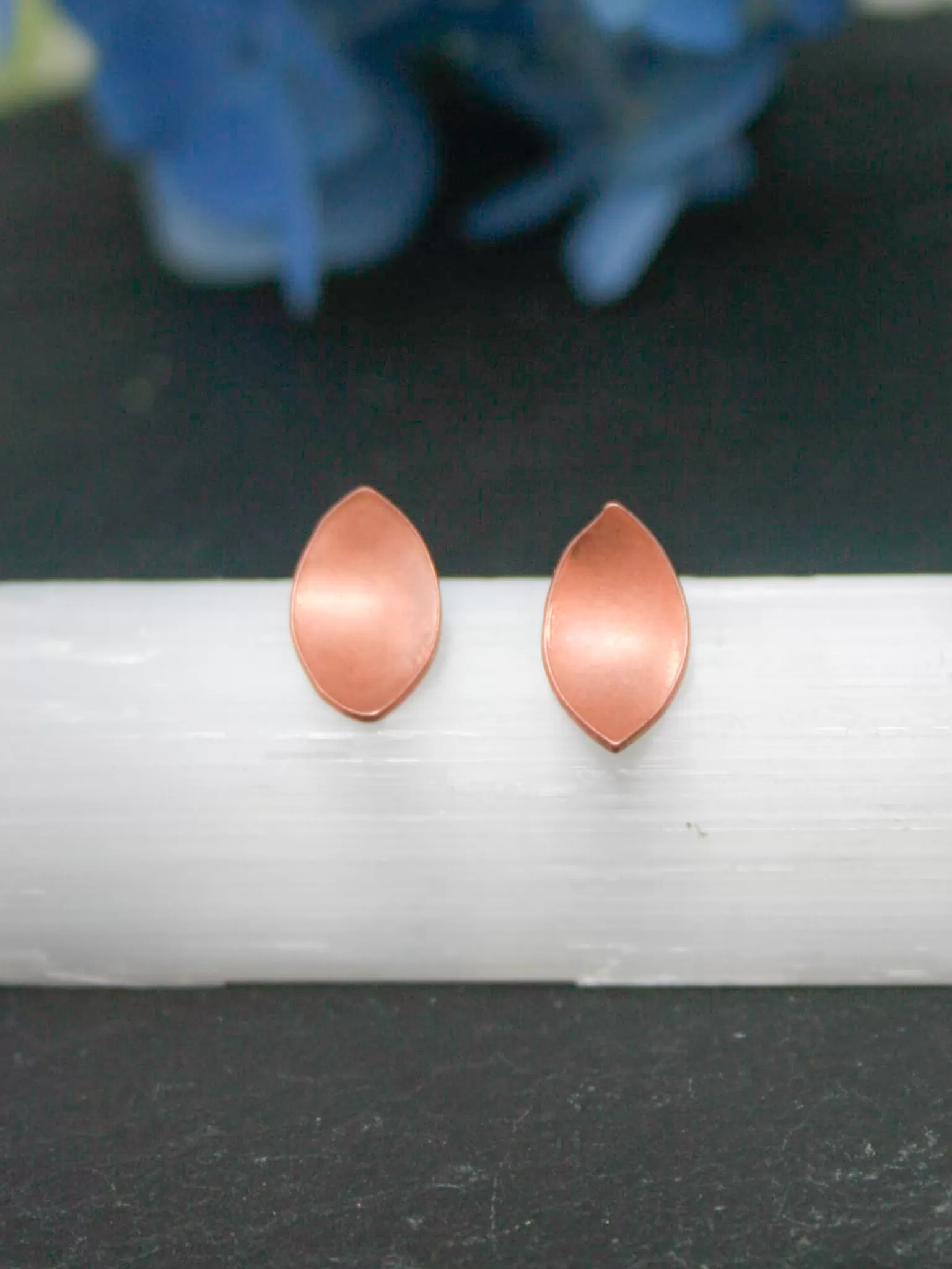 Petal stud earrings- Small [ready to ship]