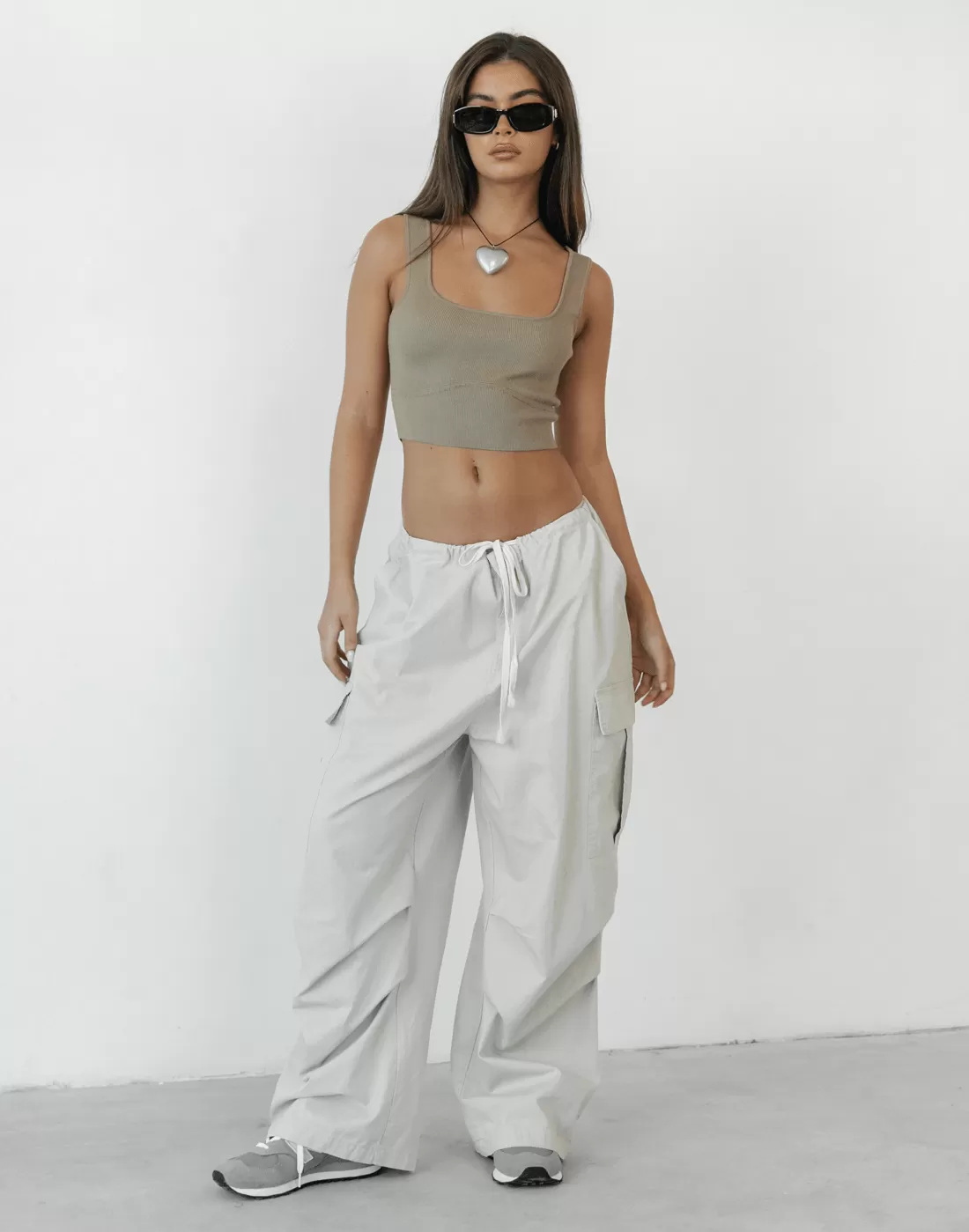 Quinten Crop Top (Beige)