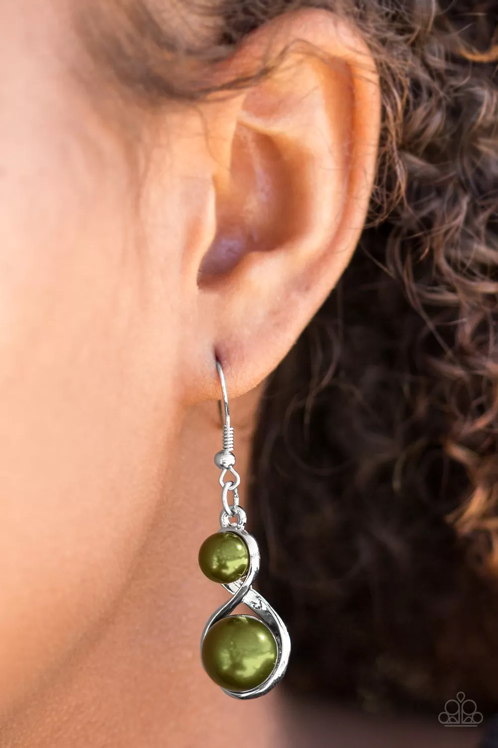 Set The Stage Green-Earrings