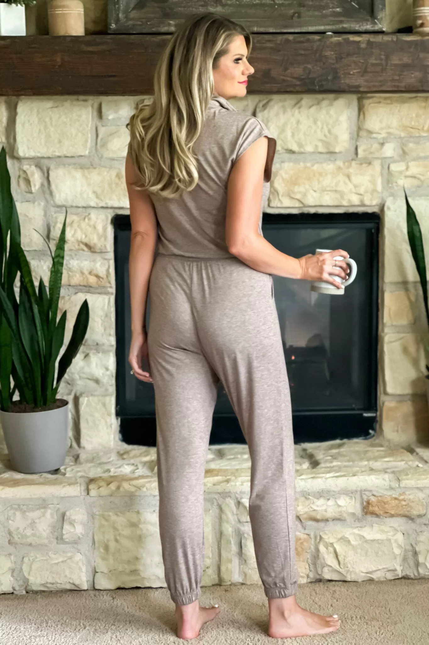 Shana Drawstring Waist Jumpsuit : Mocha