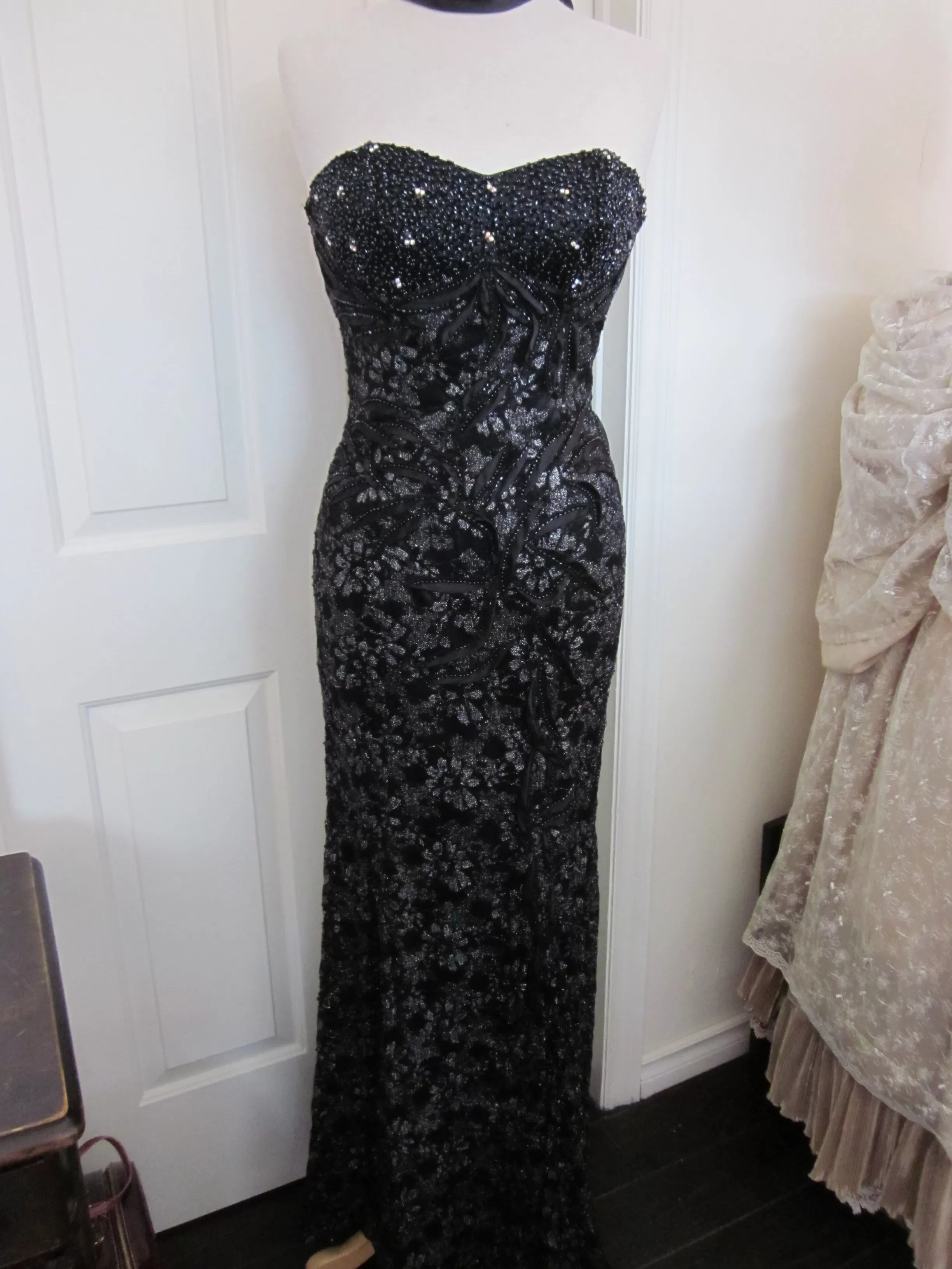 Sweet Heart Strapless Long Gown  Size Small Style 55005