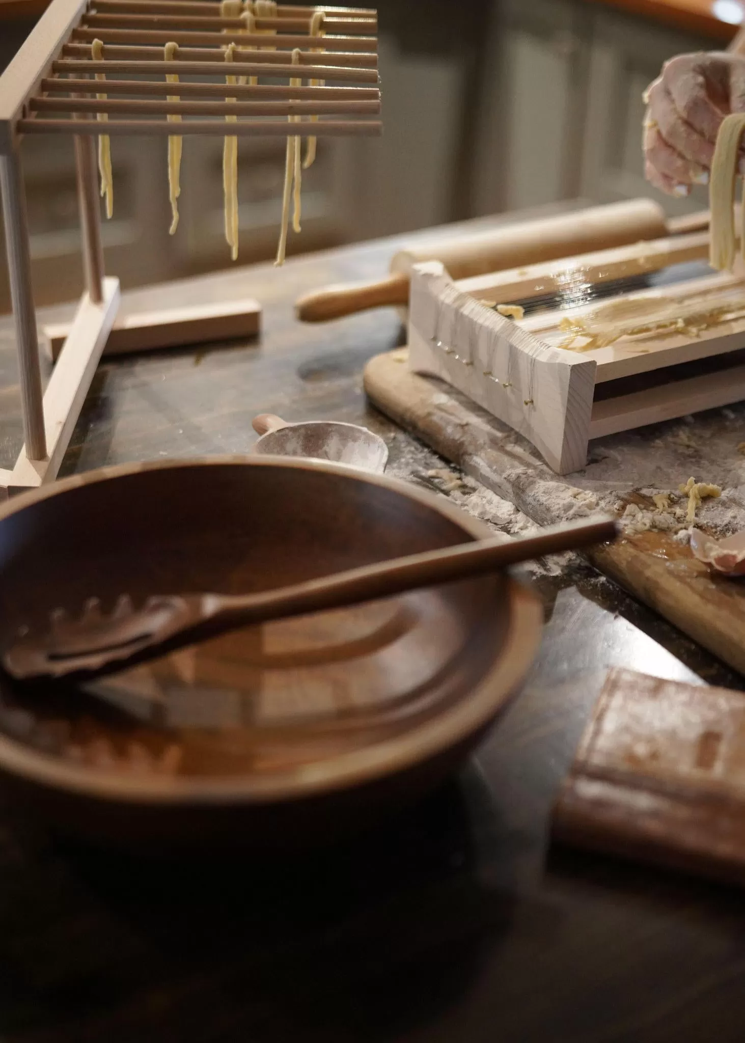 Wooden Pasta Serving Bowl   Spoon